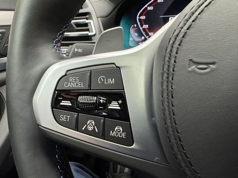 Used 2025 BMW X4 M40i image 19