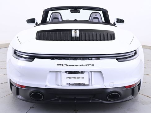 Used 2022 Porsche 911 Carrera 4S image 6