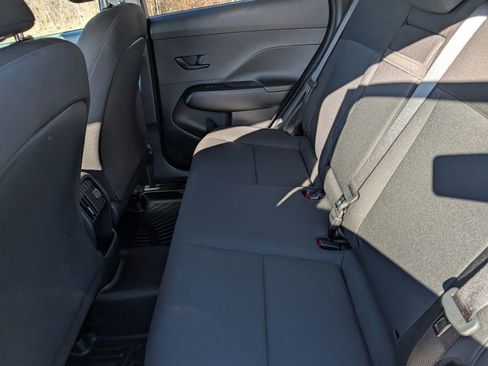 Used 2024 Hyundai Kona SEL image 19