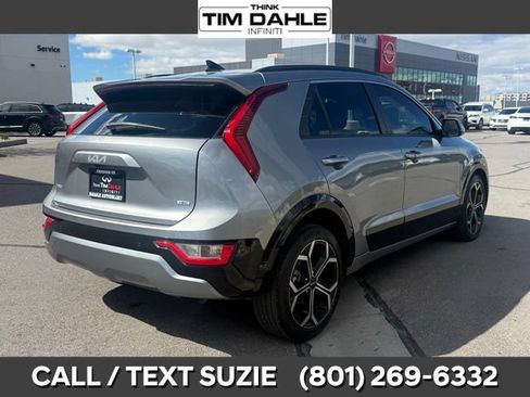 Used 2023 Kia Niro EX Touring FWD image 9