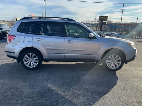 Used 2011 Subaru Forester 2.5X Limited w/ Popular Equipment Group 4B image 8