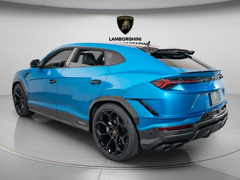 Used 2024 Lamborghini Urus Performante AWD/4WD image 4