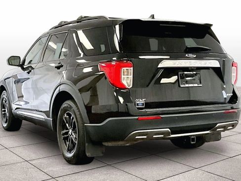 Certified 2023 Ford Explorer XLT w/ Equipment Group 202A image 10