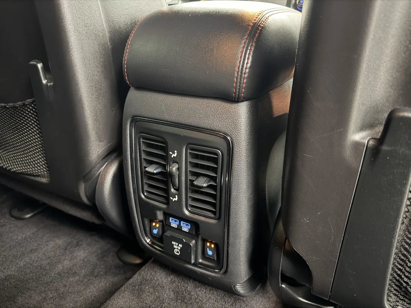 Used 2017 Dodge Durango R/T w/ Blacktop Package AWD/4WD image 24
