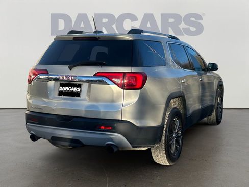 Used 2017 GMC Acadia SLT image 7