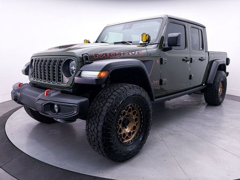 Used 2024 Jeep Gladiator Mojave AWD/4WD image 14