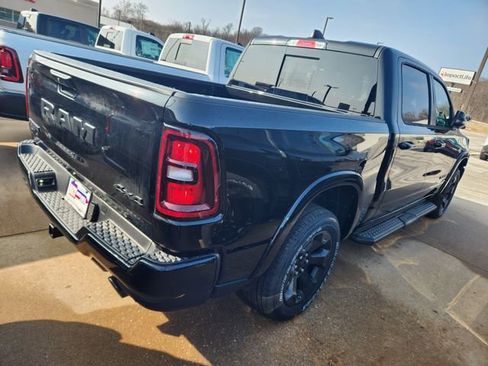 New 2026 RAM 1500 4x4 Crew Cab image 3
