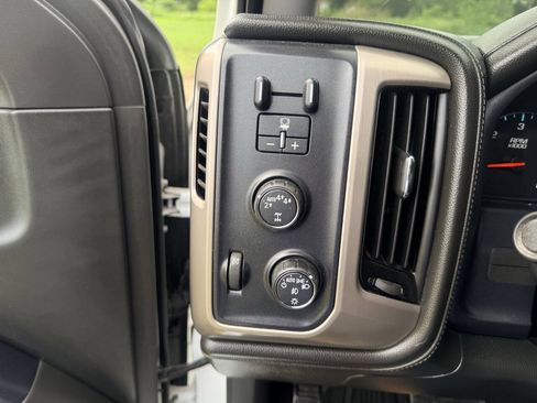 Used 2018 GMC Sierra 1500 Denali w/ Denali Ultimate Package AWD/4WD image 20