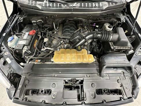 Used 2016 Ford F150 XLT w/ Equipment Group 302A Luxury image 26