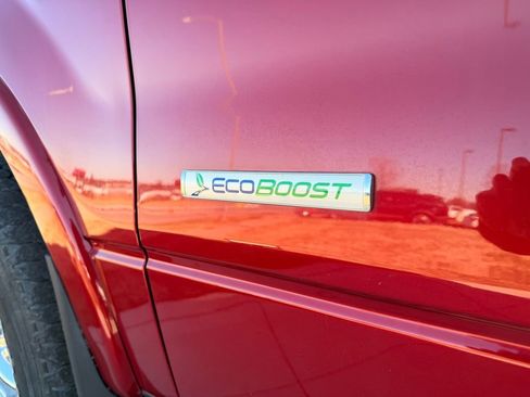 Used 2014 Ford F150 Lariat w/ Lariat Chrome Package image 11