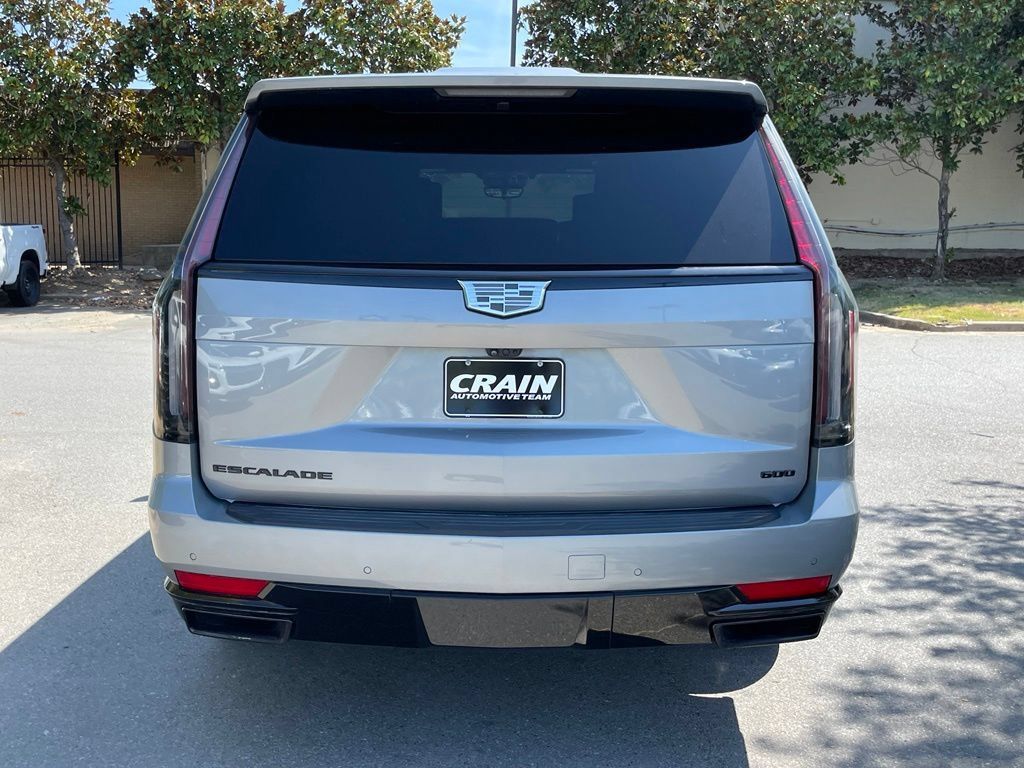 Used 2023 Cadillac Escalade Sport Platinum w/ LPO, ONYX Package AWD/4WD image 12