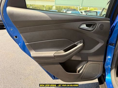 Used 2018 Ford Focus SEL FWD image 25