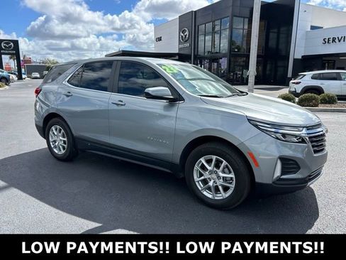 Used 2023 Chevrolet Equinox LT image 1