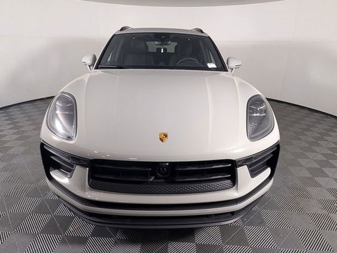 New 2026 Porsche Macan AWD/4WD image 10