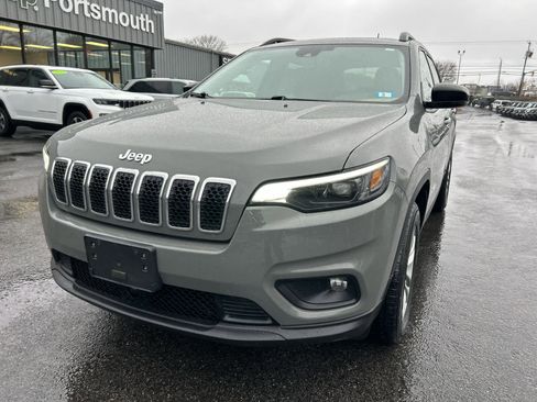 Used 2022 Jeep Cherokee Latitude Lux w/ Sun & Sound Group image 18