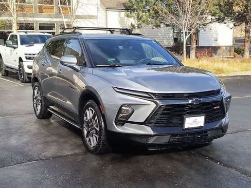 Used 2023 Chevrolet Blazer RS w/ Driver Confidence II Package AWD/4WD image 3