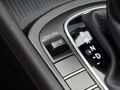 Used 2025 Hyundai Kona SEL image 24