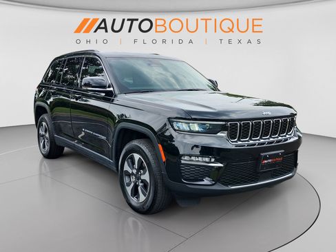 Used 2023 Jeep Grand Cherokee 4WD 4xe image 7