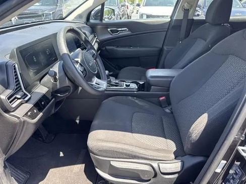 Certified 2023 Kia Sportage LX AWD/4WD image 8