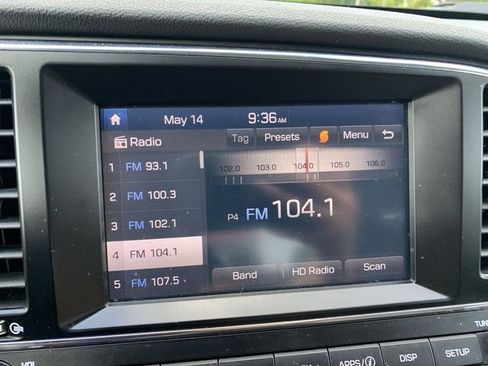 Used 2017 Hyundai Elantra SE FWD image 23