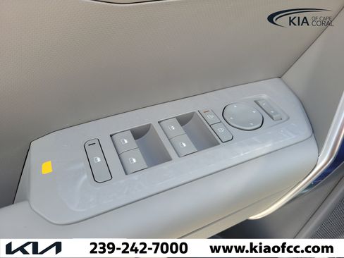 New 2027 Kia Seltos S FWD image 20
