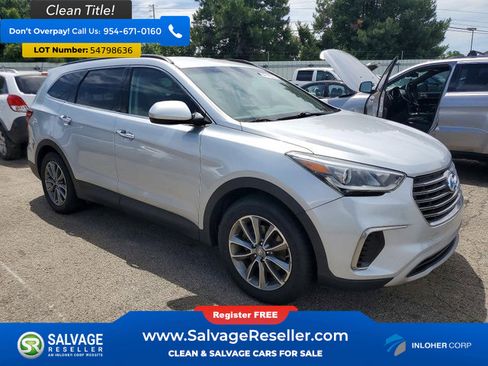 Used 2017 Hyundai Santa Fe SE AWD/4WD image 5