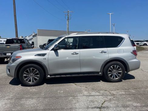 Used 2018 Nissan Armada SL w/ Moonroof Package image 3