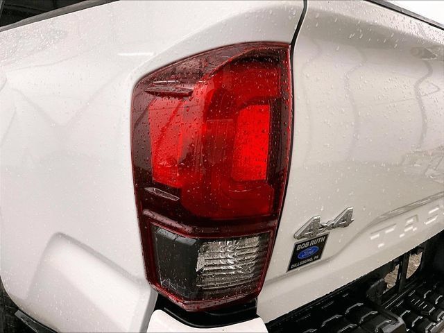 Used 2023 Toyota Tacoma SR AWD/4WD image 28