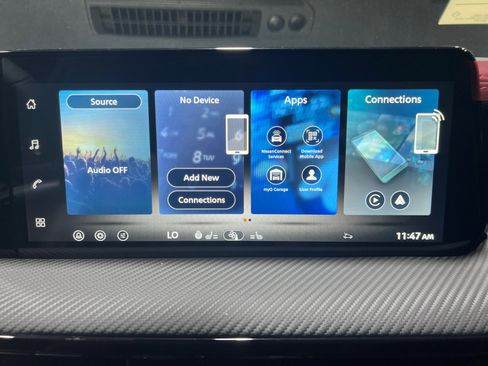 New 2026 Nissan Kicks SR w/ SR Premium Package FWD image 28