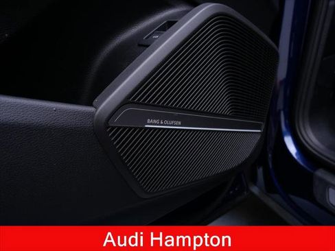 Certified 2025 Audi Q5 2.0T Premium Plus AWD/4WD image 14