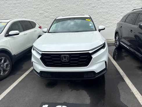 Used 2023 Honda CR-V EX-L image 2