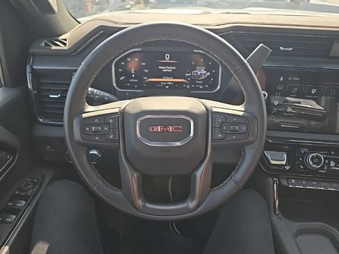 Used 2026 GMC Sierra 2500 AT4 w/ Technology Package AWD/4WD image 21