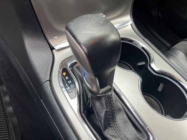 Used 2020 Jeep Grand Cherokee Altitude AWD/4WD image 17