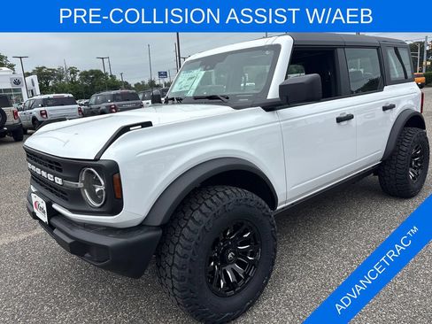 New 2025 Ford Bronco 4-Door AWD/4WD image 5