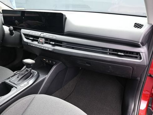 Used 2025 Kia K4 FWD image 33