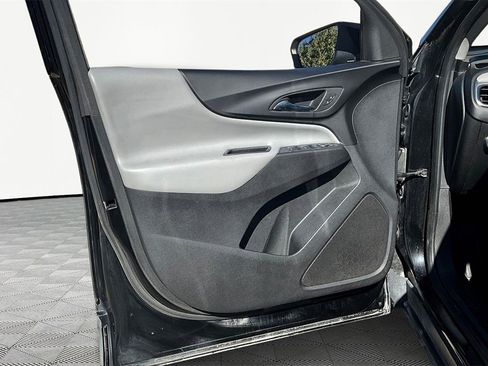 Used 2019 Chevrolet Equinox LT image 23