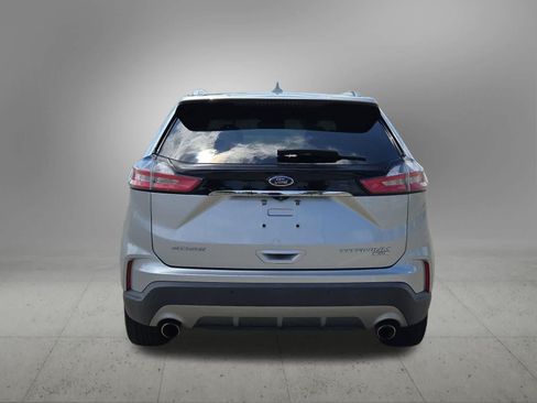 Used 2019 Ford Edge Titanium AWD/4WD image 5