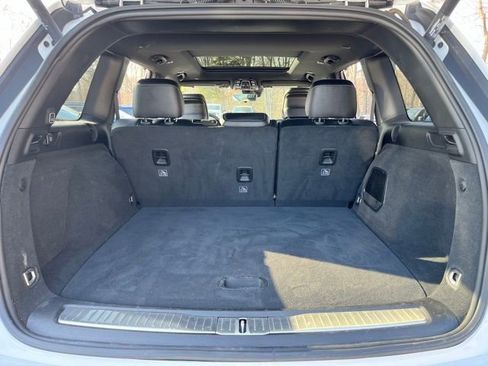 Used 2023 Jeep Grand Cherokee Overland w/ Luxury Tech Group IV image 8