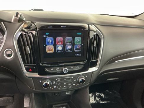 Used 2019 Chevrolet Traverse Premier AWD/4WD image 18