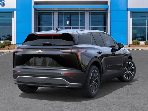 New 2026 Chevrolet Blazer EV LT image 5