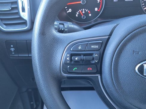 Certified 2019 Kia Sportage LX image 28