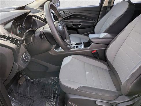 Used 2018 Ford Escape S image 11