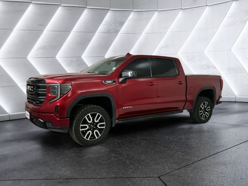 Used 2025 GMC Sierra 1500 AT4 w/ AT4 Premium Package AWD/4WD image 3