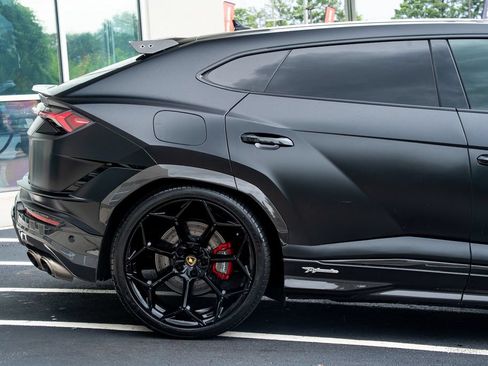 Used 2024 Lamborghini Urus Performante AWD/4WD image 13