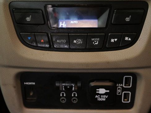 Used 2022 Honda Pilot Touring image 26