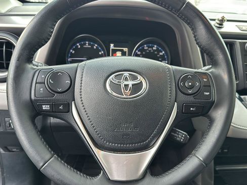 Used 2018 Toyota RAV4 XLE image 17