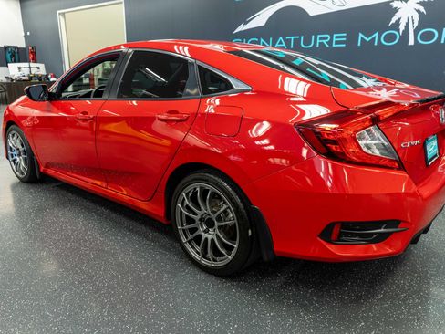 Used 2020 Honda Civic Sport image 9
