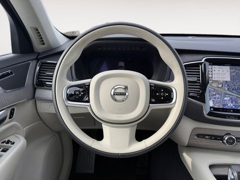 New 2025 Volvo XC90 B6 Plus image 12