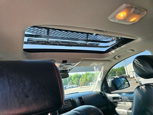Used 2021 Toyota Sequoia TRD Pro AWD/4WD image 7