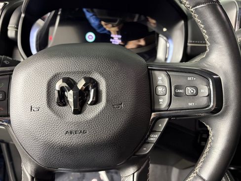 Used 2024 RAM 2500 Limited image 22